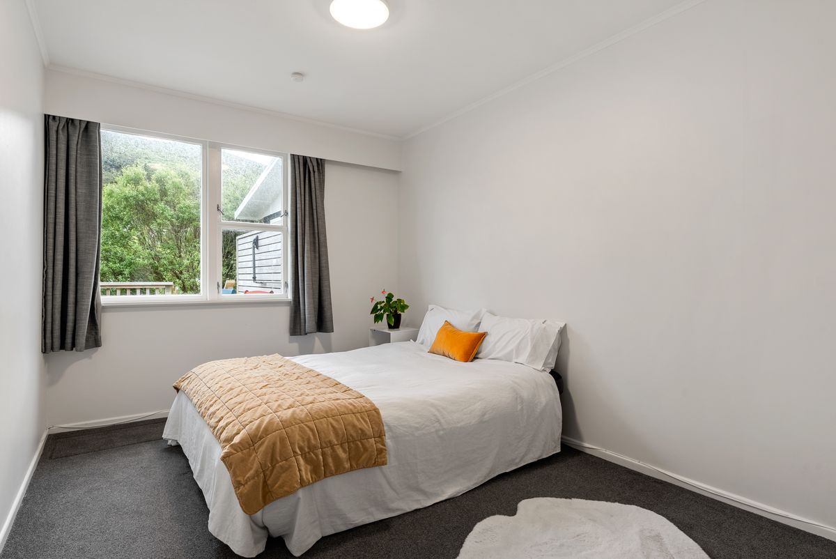 SUN, STYLE & SIMPLICITY IN SOUGHT-AFTER KARORI - Mehr