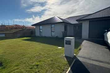 35 Wakeman Drive, Lincoln
