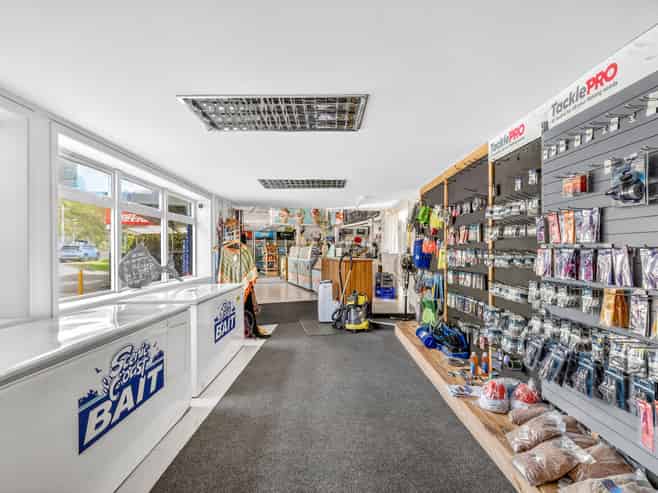 Multi-Income Coastal Retail Hub