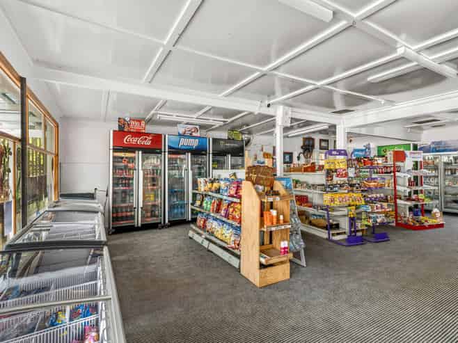Multi-Income Coastal Retail Hub