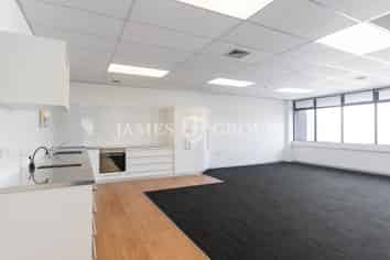 NEWMARKET OFFICE SPACE + 25 CAR PARKS