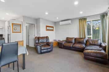 1/45 Longfellow Street, Sydenham