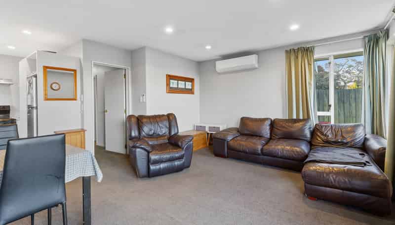 1/45 Longfellow Street, Sydenham