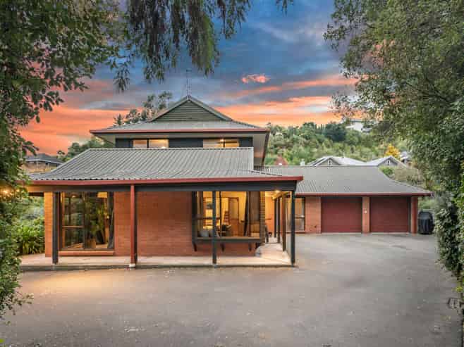 10 Brickworks Lane, Huntsbury