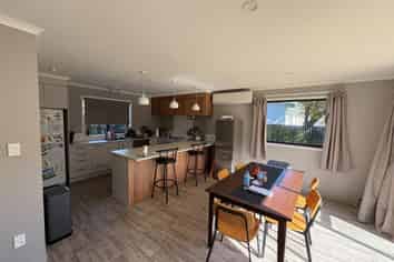 75A Dey Street, Hamilton East