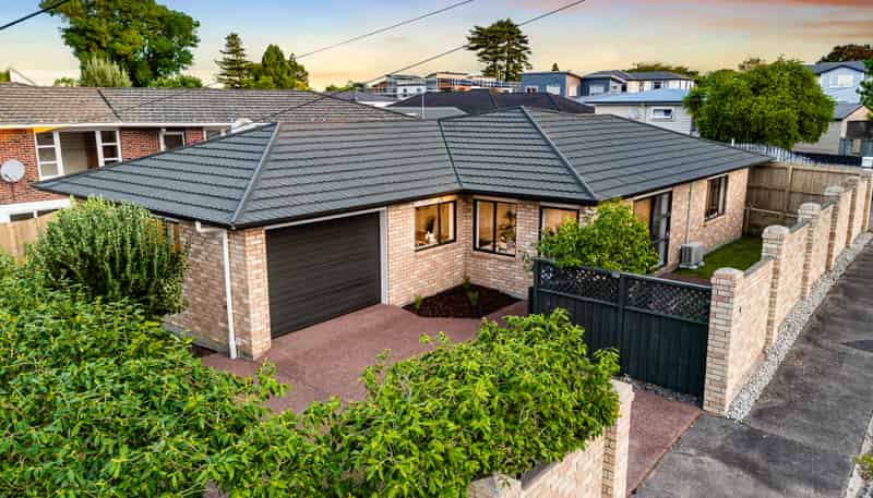 70A Sturges Road, Henderson