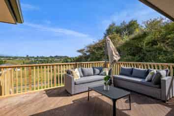 6C Highfield Place, HIGHLANDS PARK