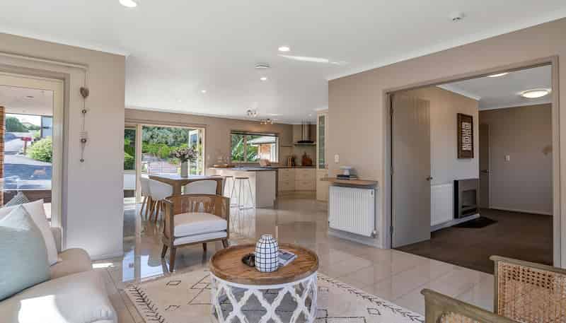 6C Highfield Place, HIGHLANDS PARK