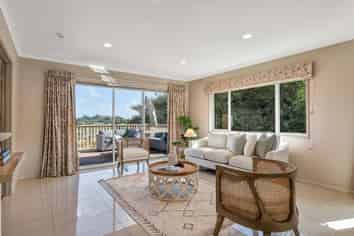 6C Highfield Place, HIGHLANDS PARK