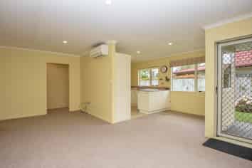 12/55 Armstrong Avenue , Carterton