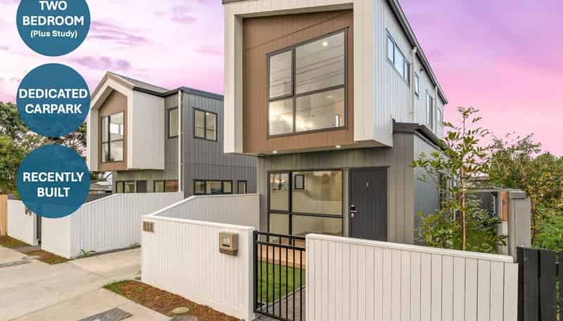 1/113 Flanshaw Road, Te Atatu South