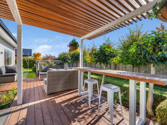 4 Spitfire Drive, Burleigh