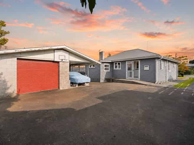 69 Pine Avenue, Melville