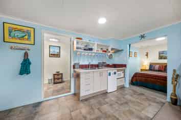 6A Norrie Avenue, Raglan