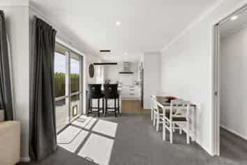1 Billy T Lnwy, Rolleston