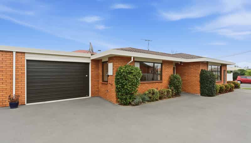 2/16 Wyndham Street, Papanui