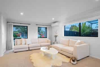 5 William Gamble Drive, Greenhithe