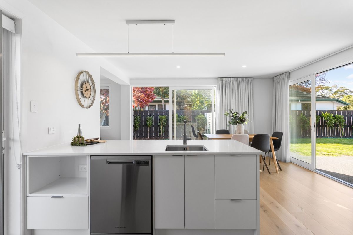 Relocated vendors – your property upgrade awaits! - Więcej