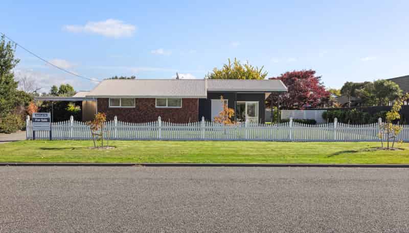 27 Adams Lane, Springlands
