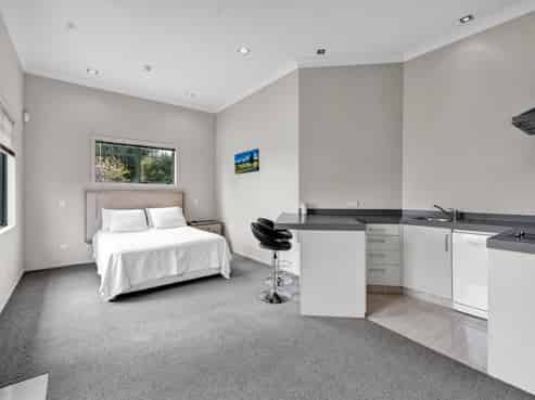 484 Corbett Road, Lepperton