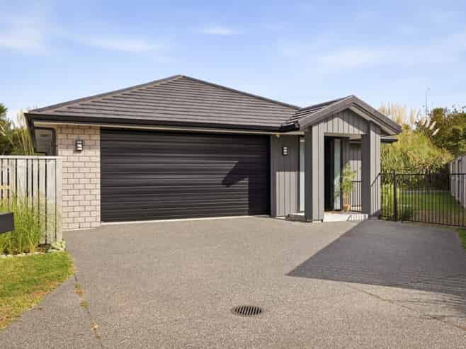 85 Hills View Drive, Papamoa