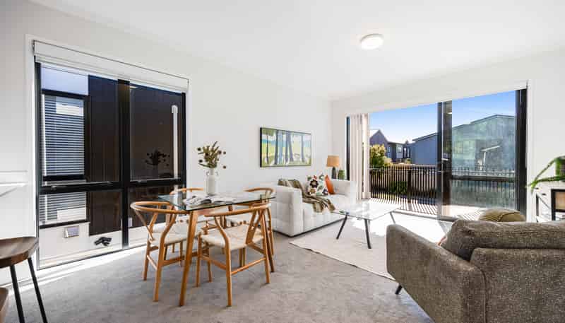 5 Awamarino Way, Westgate