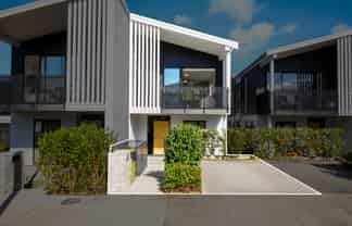 5 Awamarino Way, Westgate