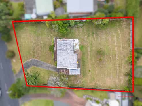 11 Beach Road, Manly