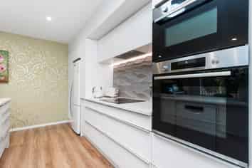 4 Village Lane, Halswell