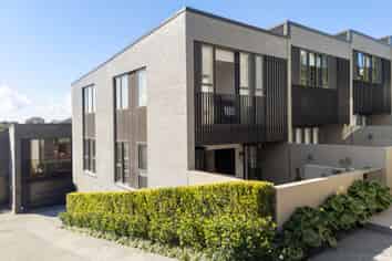 8/32 Dudley Road, Mission Bay
