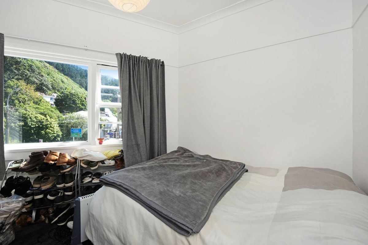 Thorndon, 2 Bedroom + Study - Mehr