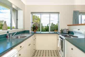 Gisborne - Address withheld