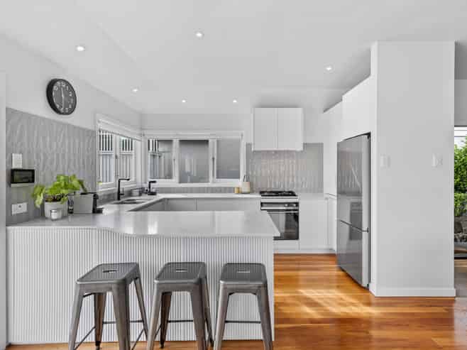 10 Larchwood Avenue, Westmere