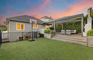 10 Larchwood Avenue, Westmere