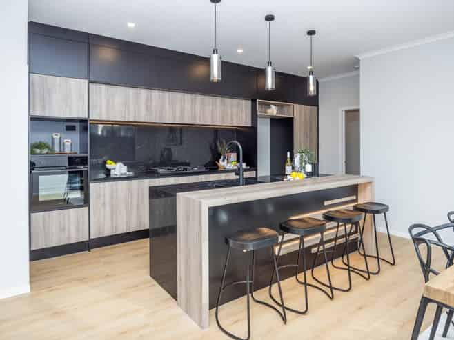 21 Halley Drive, Chartwell
