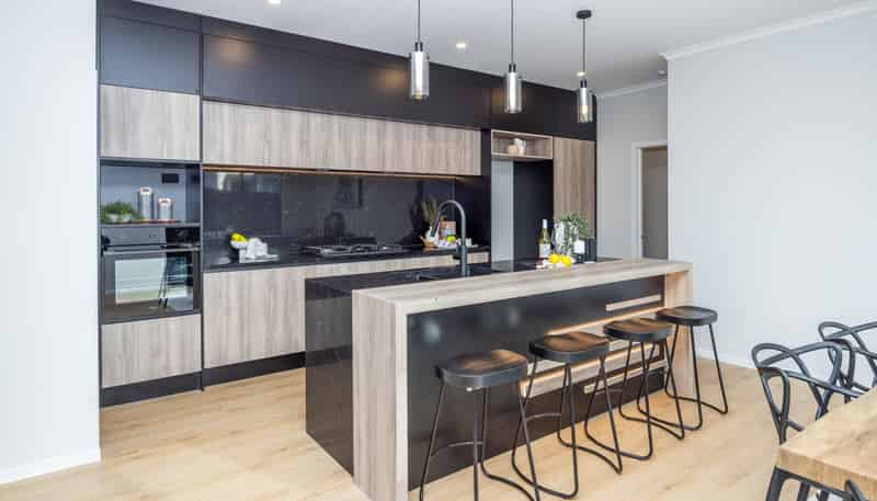 21 Halley Drive, Chartwell
