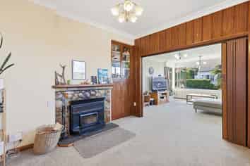 14 Torquay Street, Abbotsford