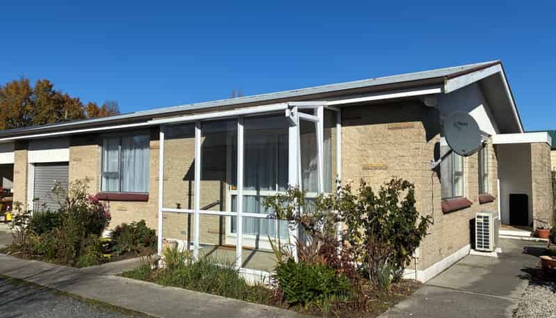 2/12 Chaucer Street, Milton