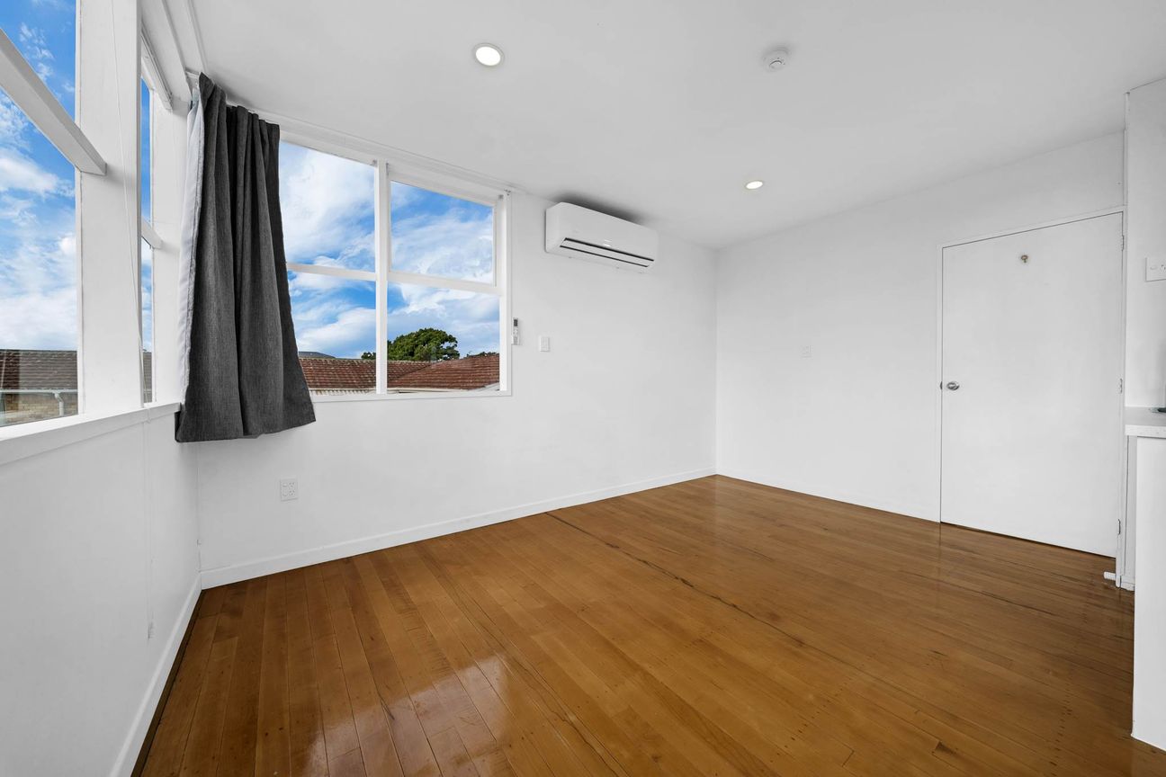 Renovated & Affordable – Must Be Sold! – pohled 6