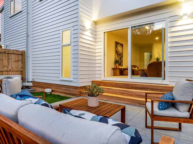 3 & 4 83 Oxford Street, Tawa