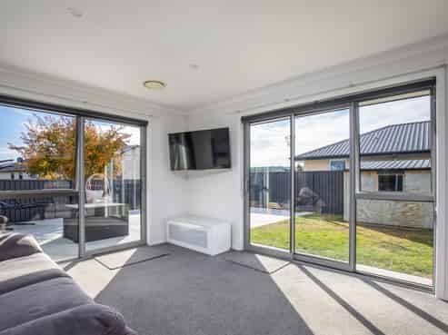5 Walker Place, Alexandra