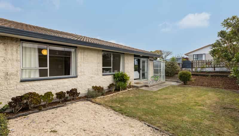 8B Wanstead Place, Woolston