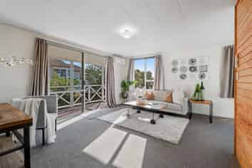 2/26 Barbados Drive, Unsworth Heights
