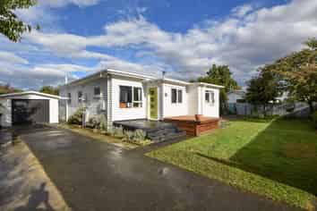 23 Kupe Drive , Carterton