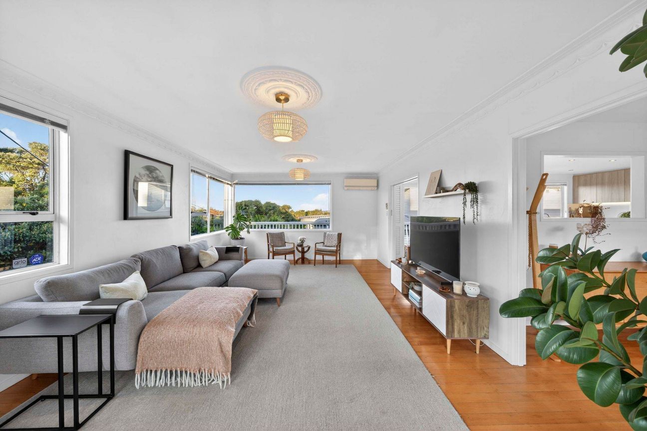 Your Stereotypical Home on 809m² in Glendowie - Aanzicht 4