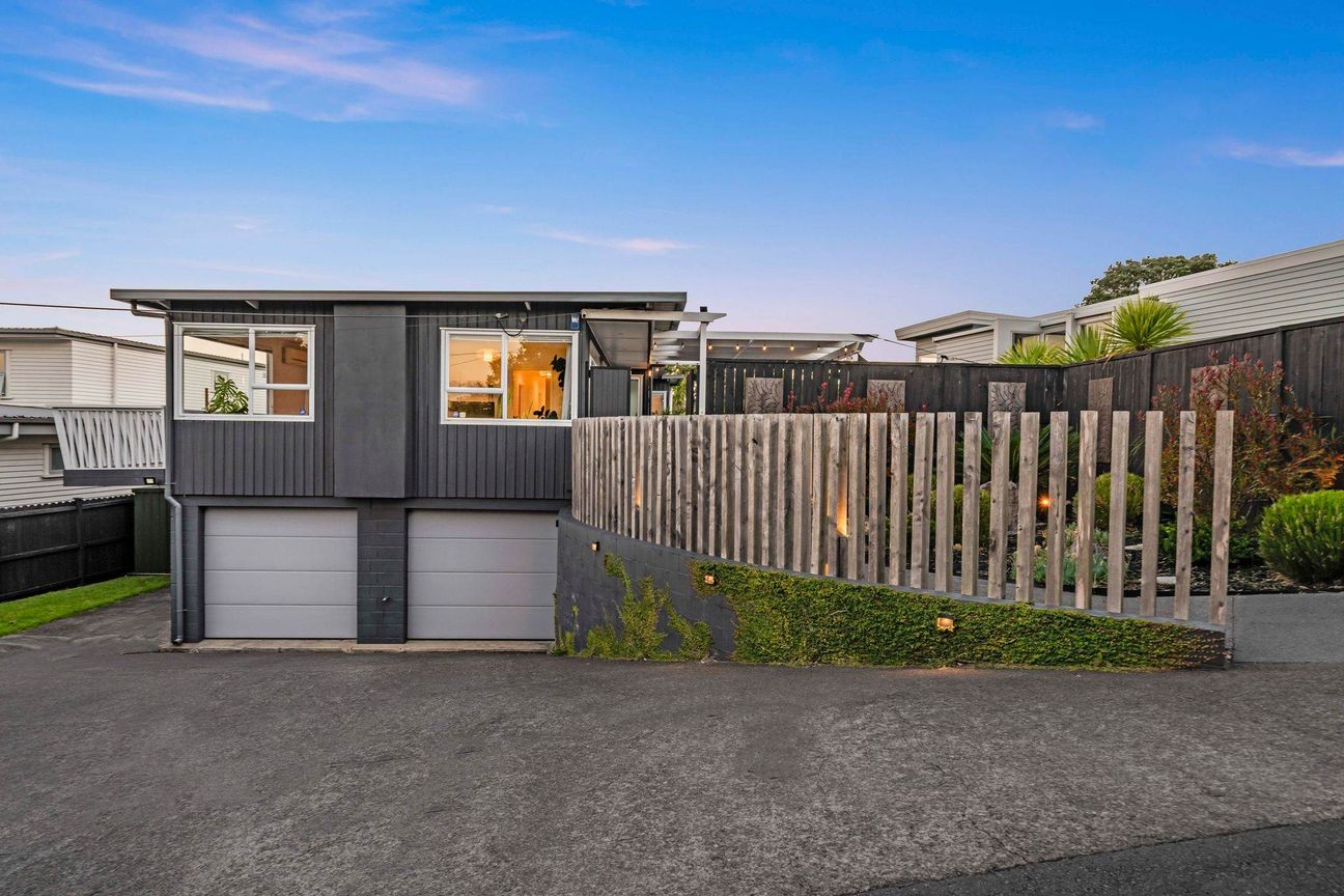 Your Stereotypical Home on 809m² in Glendowie - Aanzicht 3