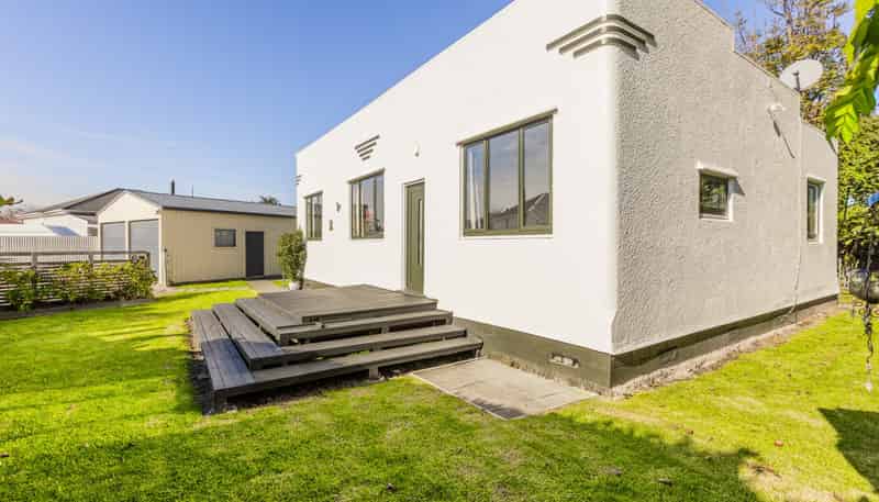 907A Lyell Street, Akina