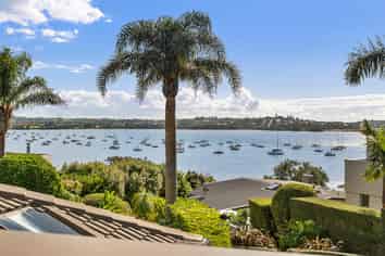 23 Clyside Avenue, Half Moon Bay
