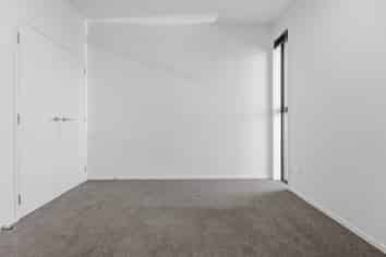 8/283 Brougham Street, Sydenham