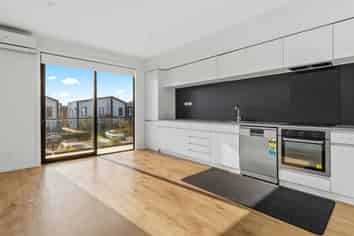 8/283 Brougham Street, Sydenham